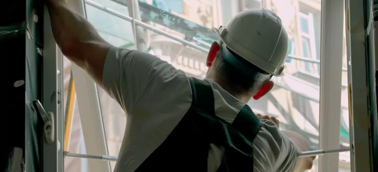 Install Exterior Storm Windows in Lealman, FL